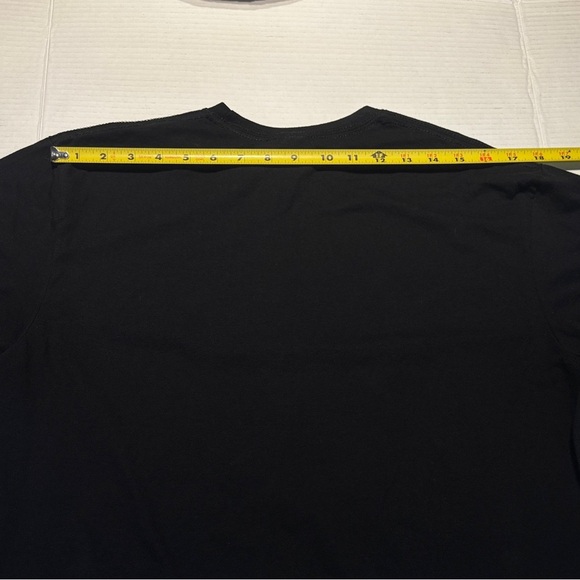 Taylor Swift Crewneck Black Short-Sleeve T-shirt Size Large, Unisex - Picture 6 of 6